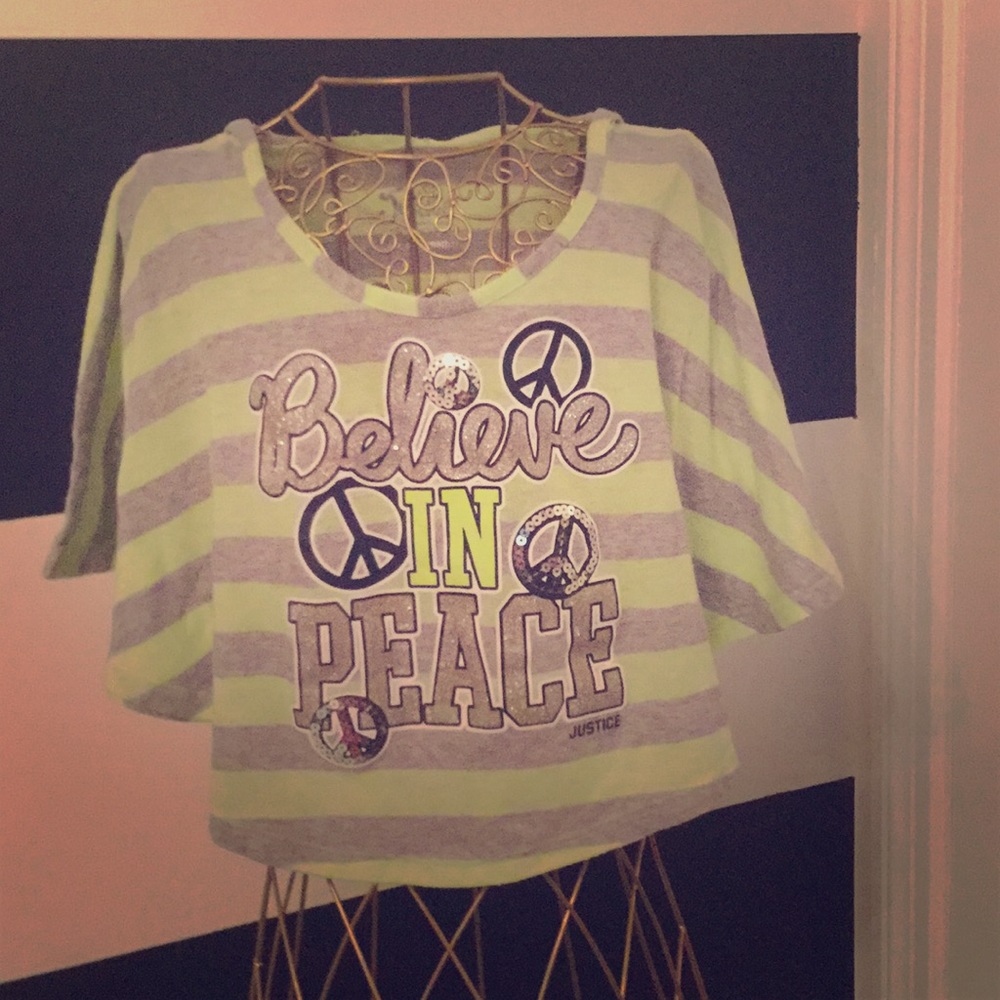 I am selling a hoodie